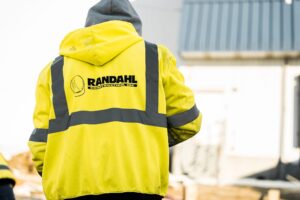 randahl-employee-back-scaled